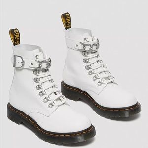 New! 1460 Pascal Dr.Martens Boots White Leather Women’s Size 8